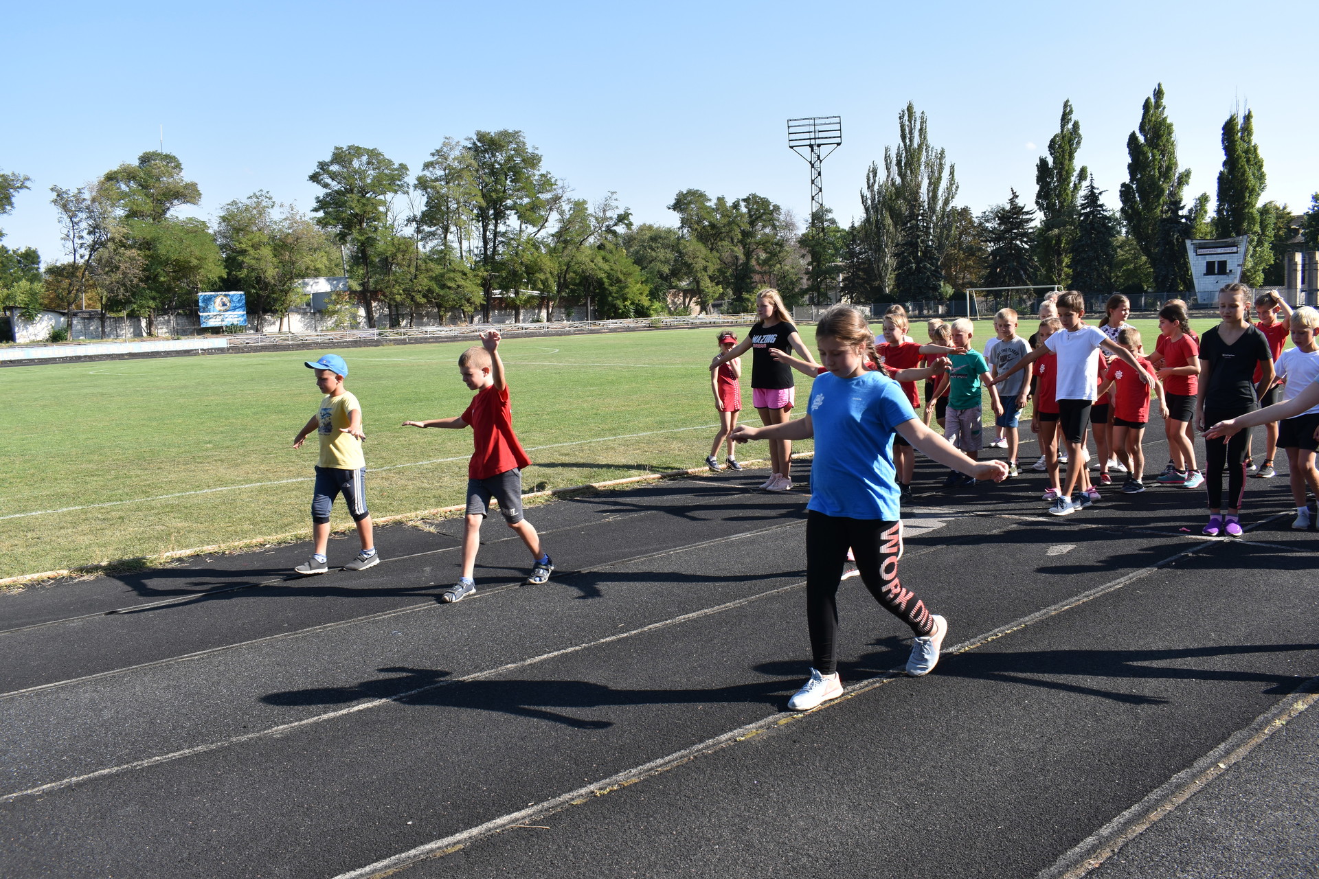 команда покровського гзк привітала кдюсш “манганіт” з днем фізичної культури та спорту - зображення 4