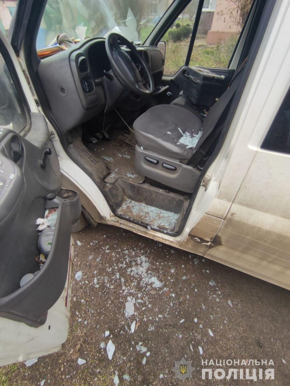 у покрові поліцейські встановили чоловіка, причетного до серії крадіжок з автівок містян - зображення 1 у покрові поліцейські встановили чоловіка, причетного до серії крадіжок з автівок містян - зображення 1