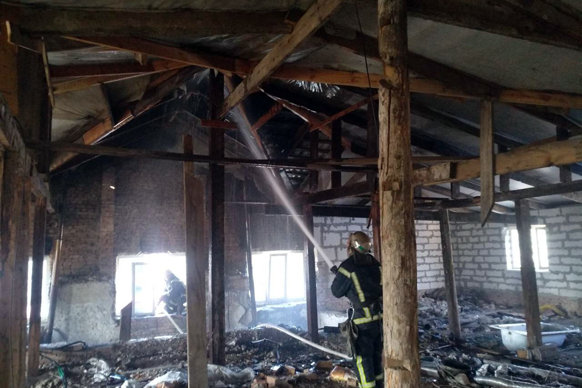 «огненный» вторник: за день в покрове произошло два пожара - изображение 4