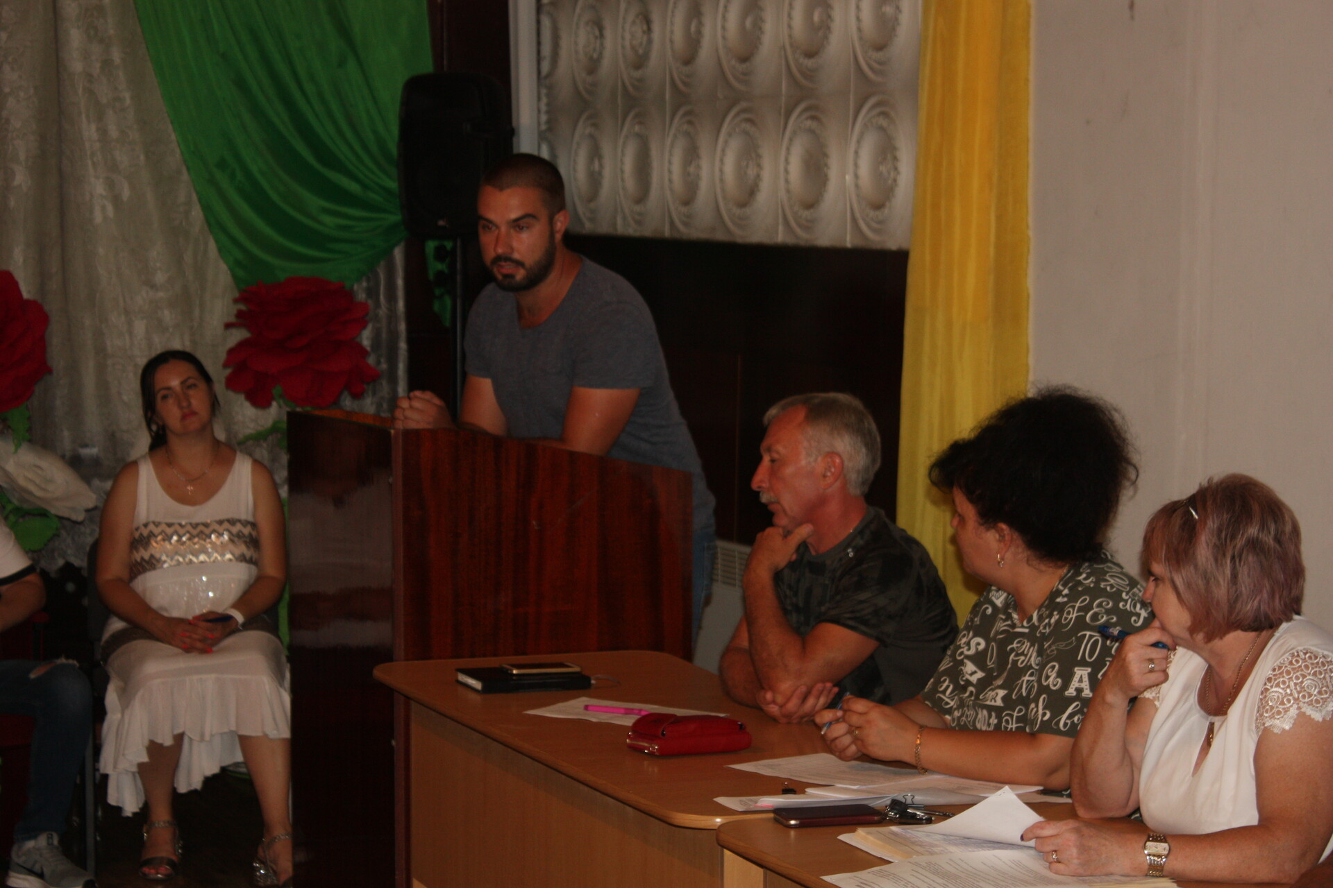 ще одна «вибухова» сесія у грушівці: сільського голову позбавили премії (відео) - зображення 3