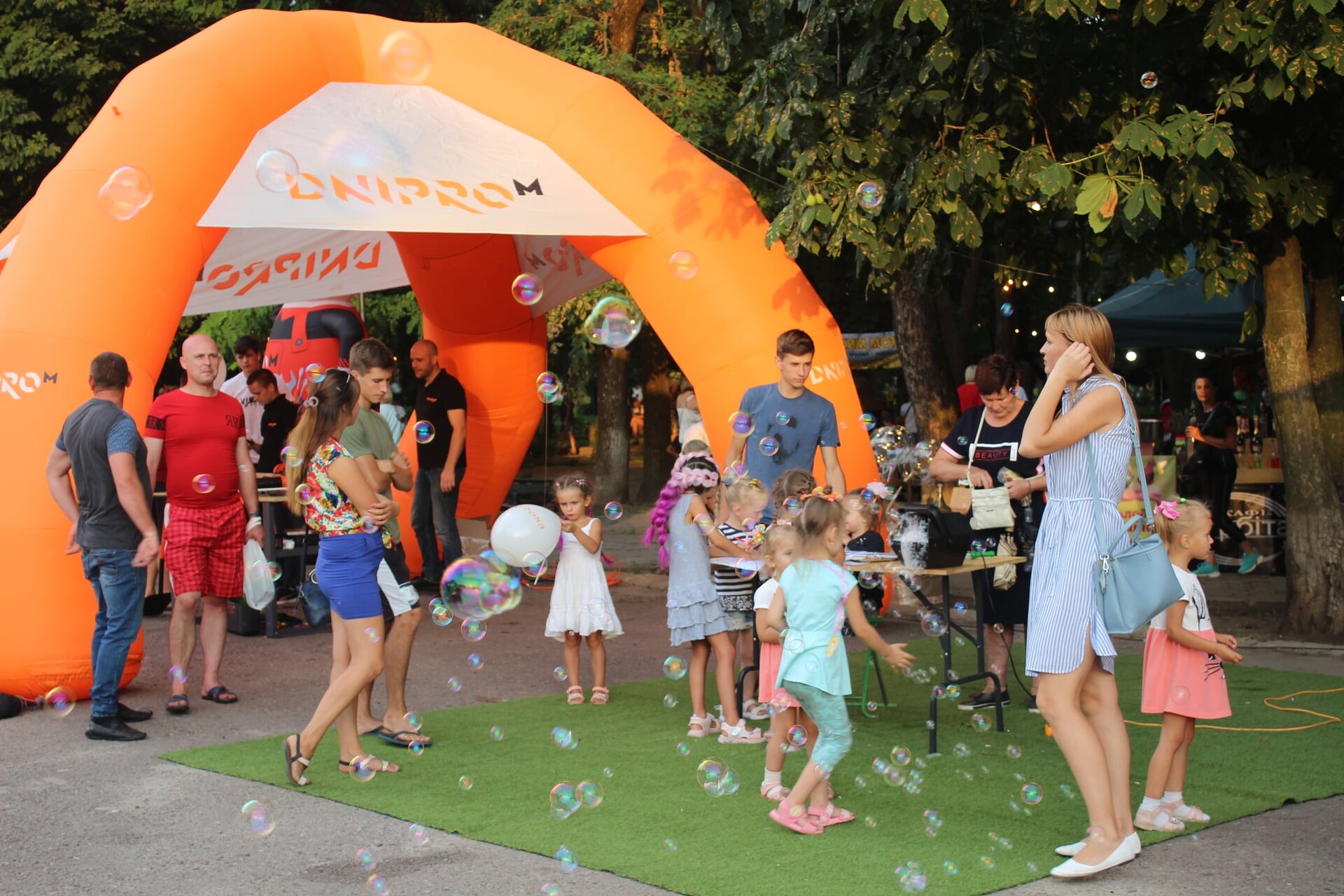 апостолове відзначило подвійне свято (відео) - зображення 2 апостолове відзначило подвійне свято (відео) - зображення 2