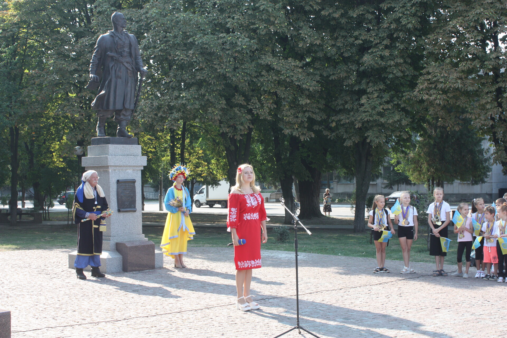 у покрові відбулися урочистості до дня державного прапора україни - зображення 5
