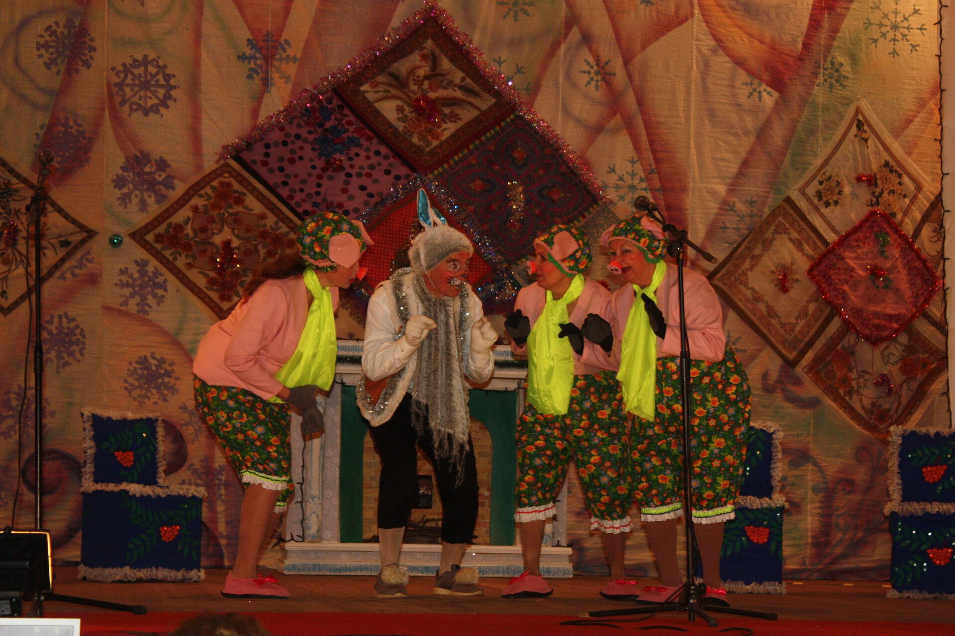 «ну вовче, постривай!» - новорічна казка від народного театру «премєра» (фото, відео) - зображення 2