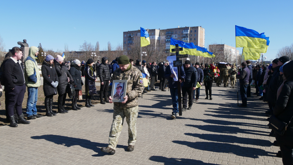 покров прощався з героєм - зображення 9