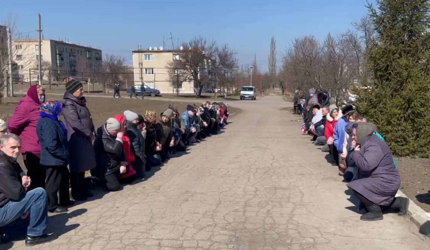 грушівська громада попрощалася з героєм - зображення 3