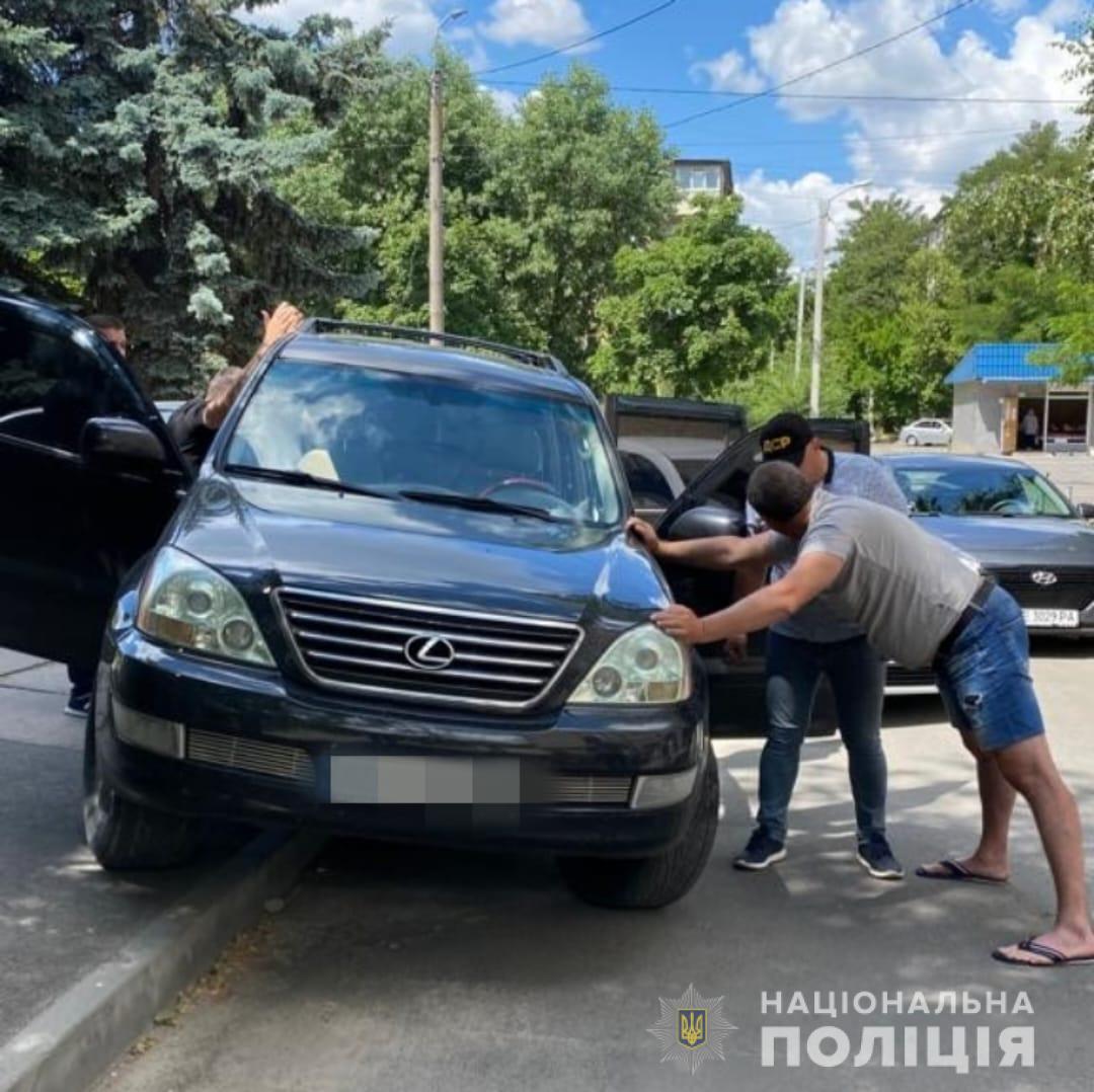 за розкрадання гуманітарної допомоги на суму понад 1 млн 350 тисяч гривень поліцейські дніпропетровської області затримали учасників злочинного угрупування - зображення 1 за розкрадання гуманітарної допомоги на суму понад 1 млн 350 тисяч гривень поліцейські дніпропетровської області затримали учасників злочинного угрупування - зображення 1