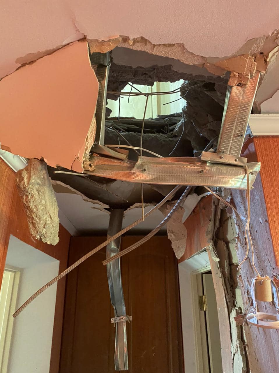 ворог цілеспрямовано і цинічно обстрілює оселі наших громадян - микола лукашук - зображення 3 ворог цілеспрямовано і цинічно обстрілює оселі наших громадян - микола лукашук - зображення 3