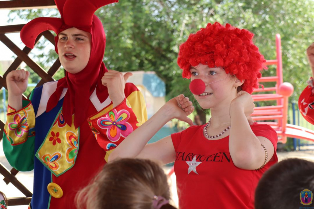 огорнути теплотою. у покрові пройшов день захисту дітей - зображення 2 огорнути теплотою. у покрові пройшов день захисту дітей - зображення 2