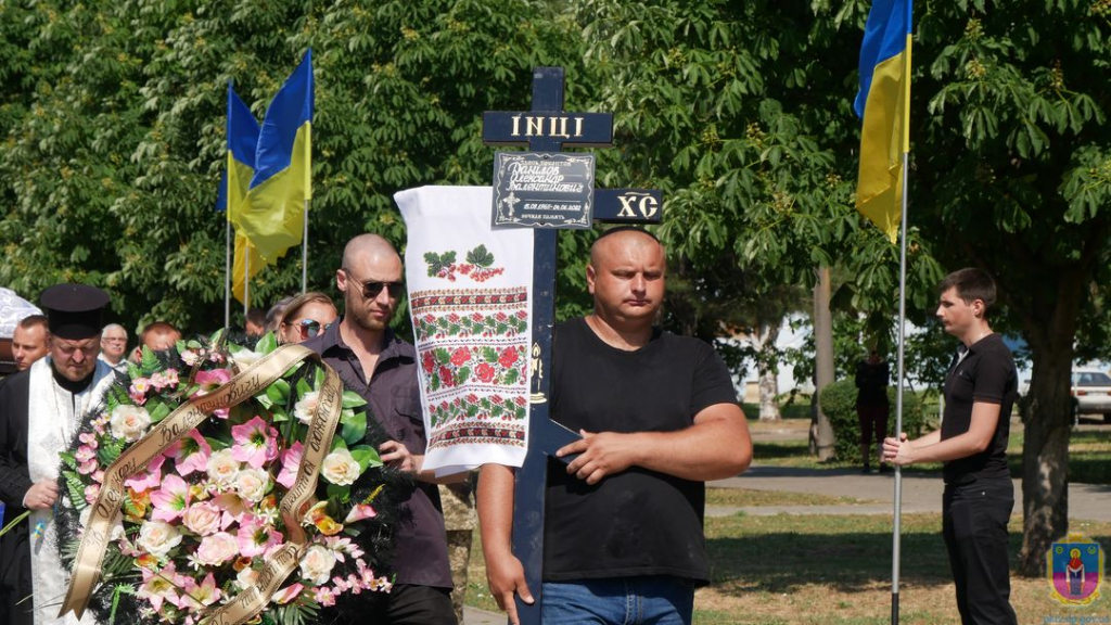 покров  попрощався з героєм-захисником - зображення 1