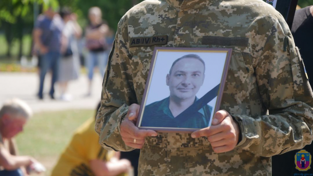 покров  попрощався з героєм-захисником - зображення 8